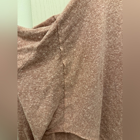 Cozy Intimately Free People Turtleneck Cowl Neck Pullover Long Sleeve Size M - Picture 2 of 7